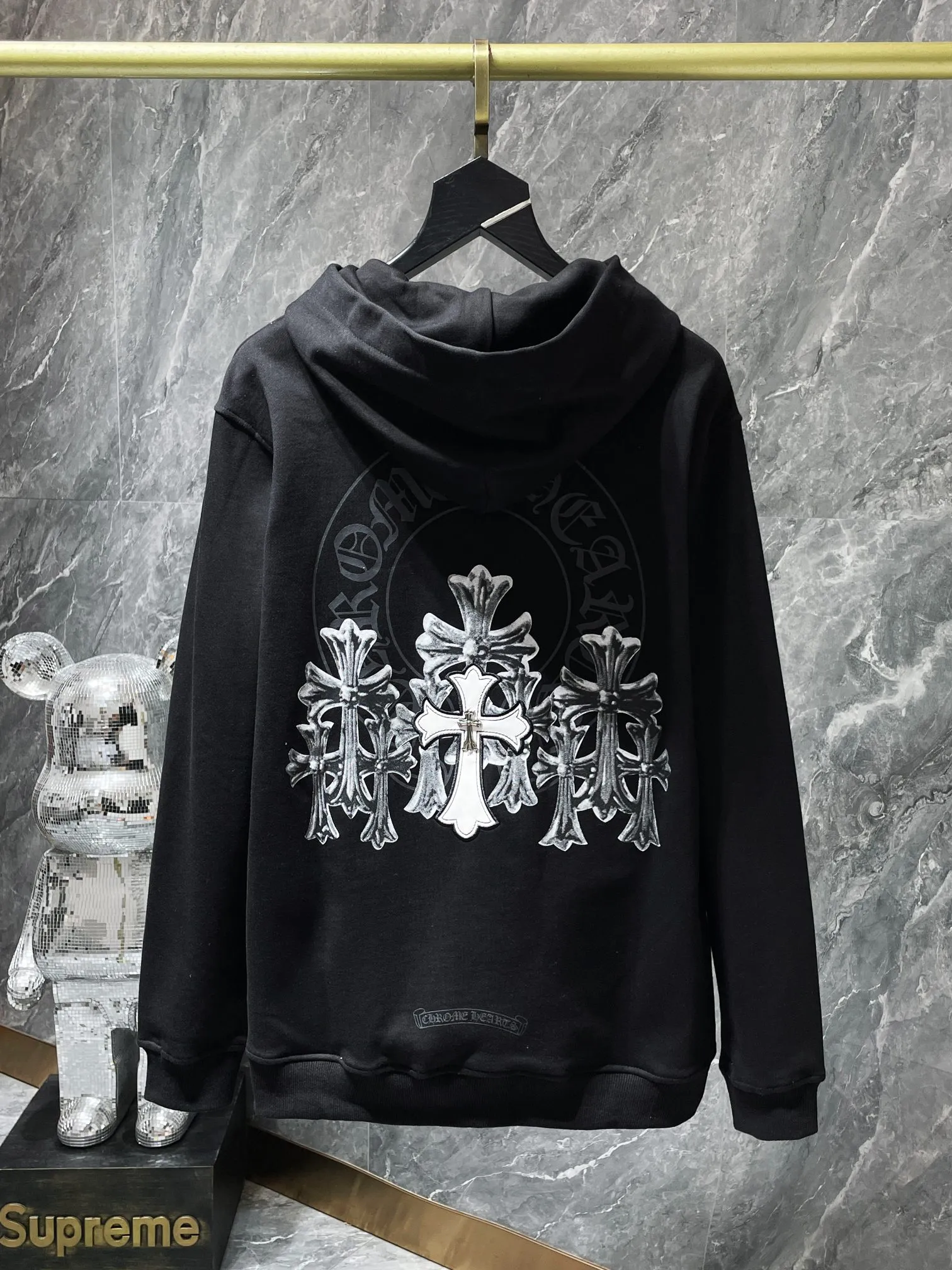 P246 Chrome Hearts Autumn and Winter 2025 Counter Synchronization ❤️ Chrome Sanskrit hooded sweatshirt High version embroidery ➕ Leather version Improved customized version 1:1 high-weight high-quality fabric 🌈Recommended colors: white black 🌈 Size: S, M, L, XL